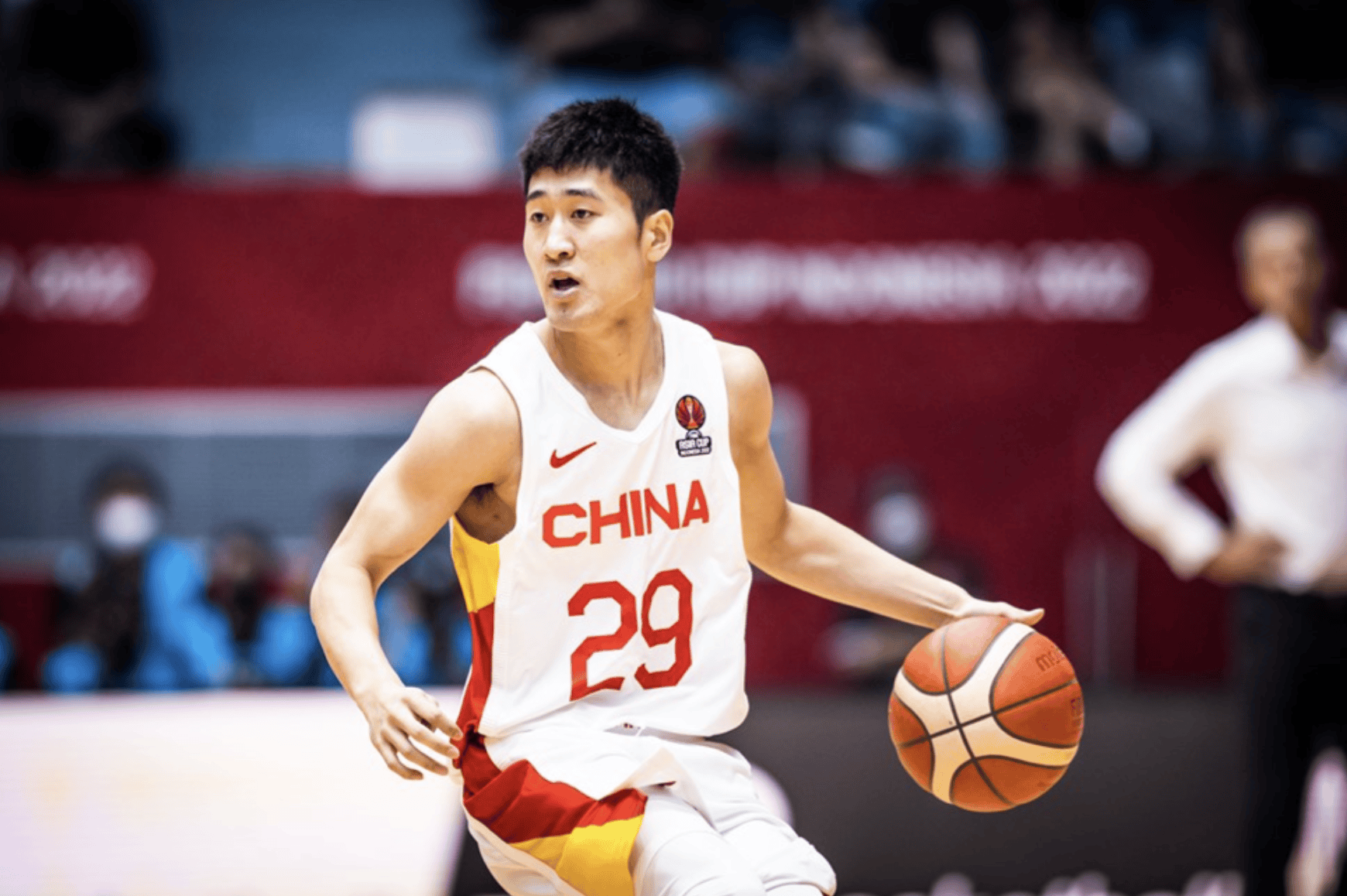 关于CBA季后赛倒计时，里昂冲刺阶段单刀错失，细节引发关注，震撼外界，赛程密集仍需轮换的信息-九游下载安装