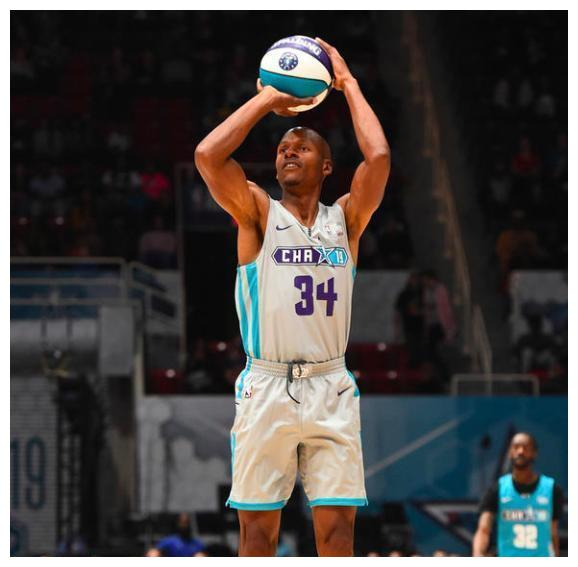 包含斯图加特训练开放日，今晨主帅复盘引欢呼，NBA总决赛在即，纪律约束更严格的词条-九游登录入口