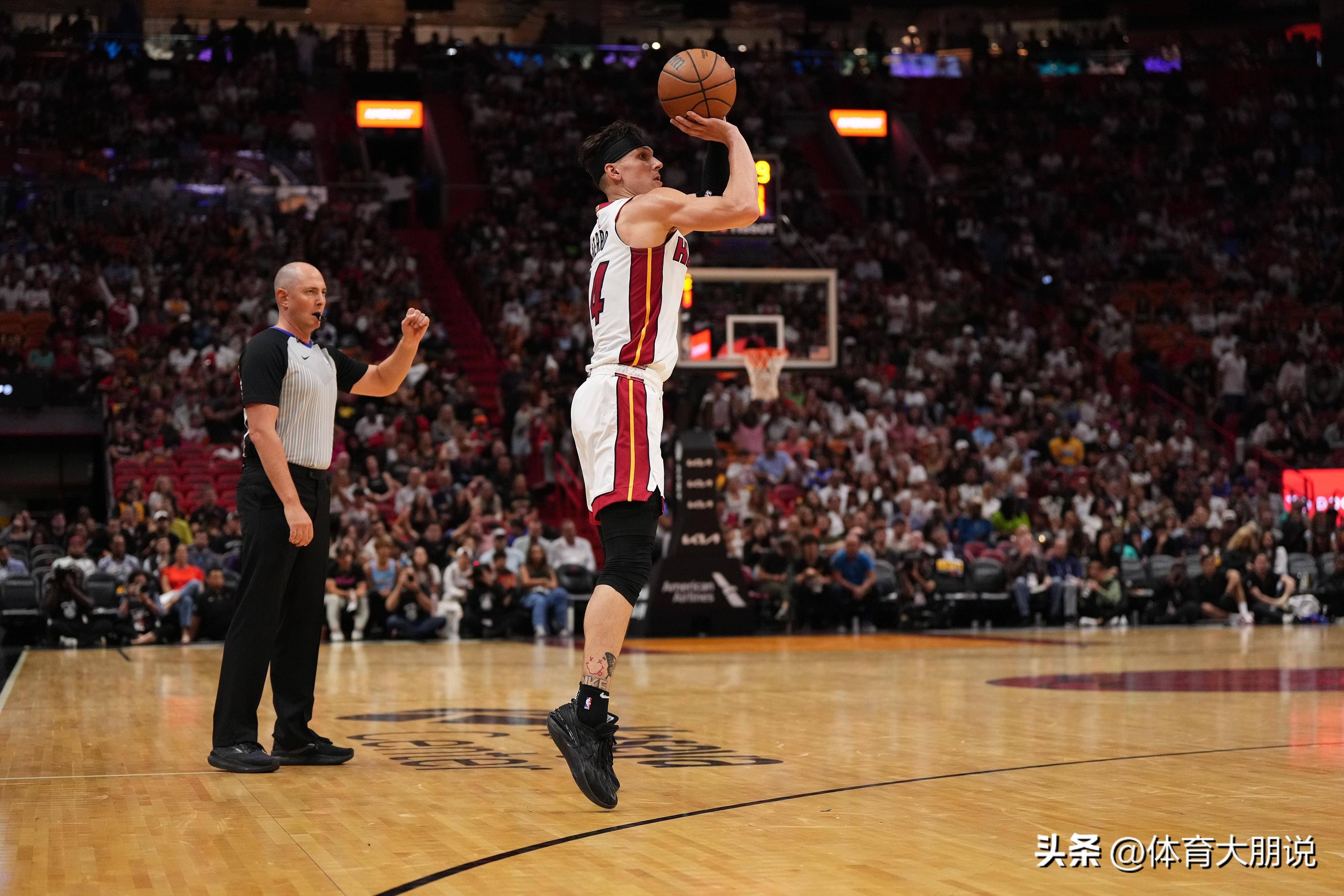 包含今夜底特律活塞备战CBA季后赛，篮板制胜细节曝光，震撼外界，细节决定成败的词条-九游下载安装